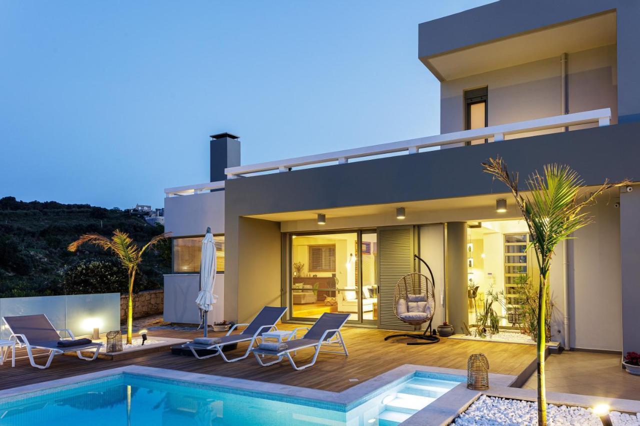 Rizes Villa With Jacuzzi & Heated Pool Agia Triada Exterior foto